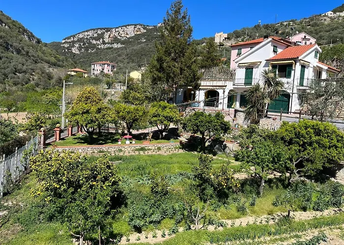 Rocca Di Corno Guest House